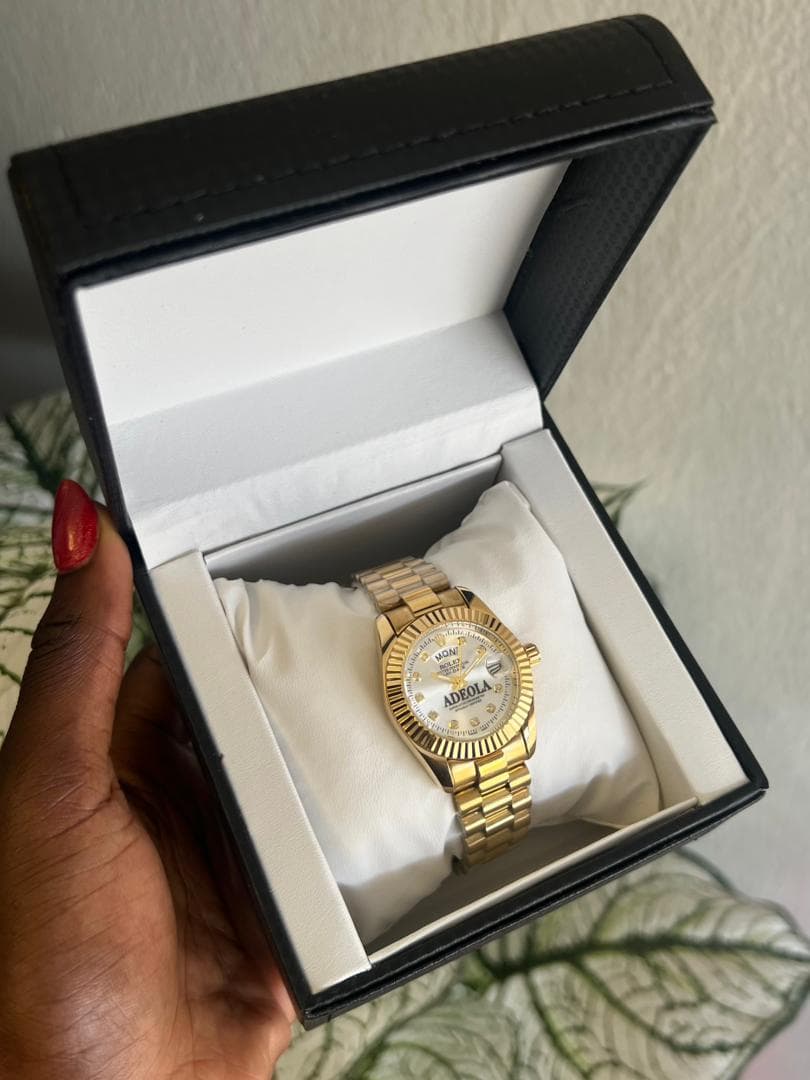 Personalized Women’s Presidential Style Watch – Gold Edition